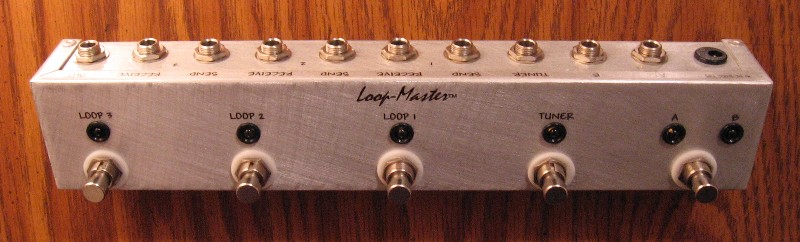 3 Loop Effect Switcher  w/Tuner Out & A/B Inputs (Strip)